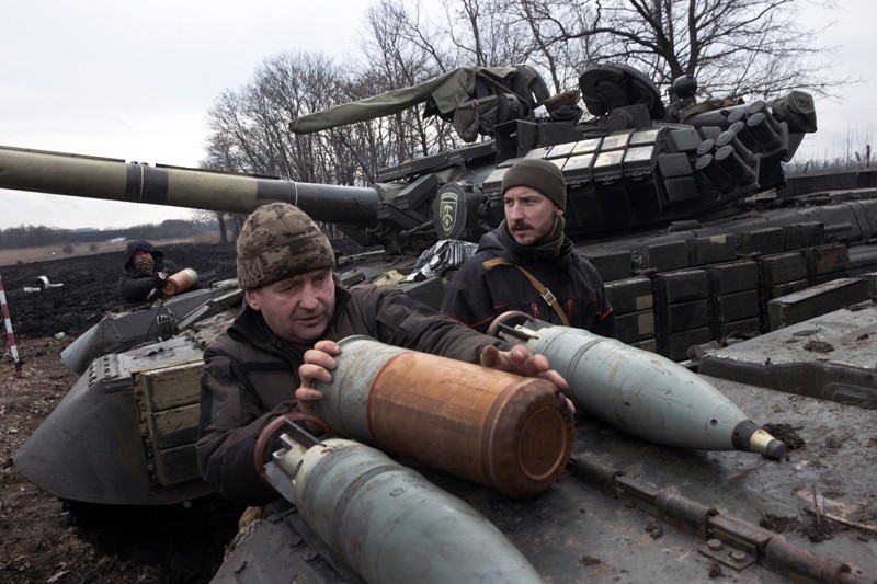 Missiles hit Kyiv as fight for capital Intesifies