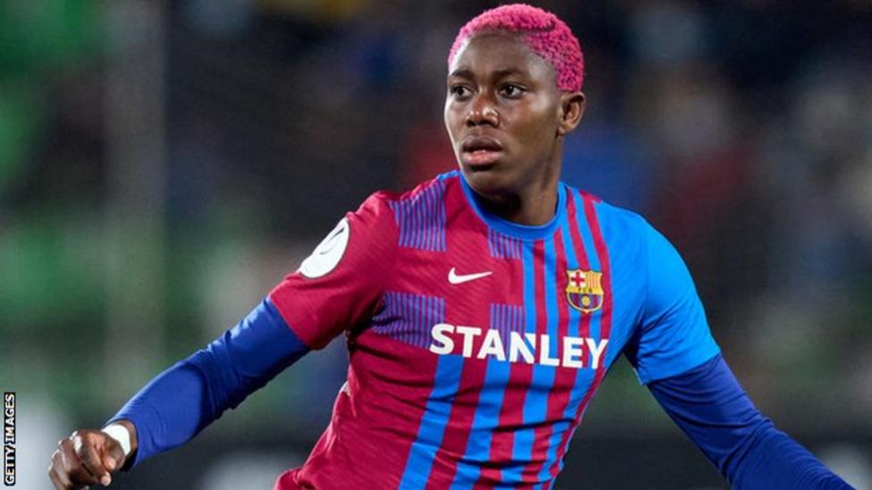 Asisat Oshoala: Nigeria forward signs new Barcelona contract until 2024