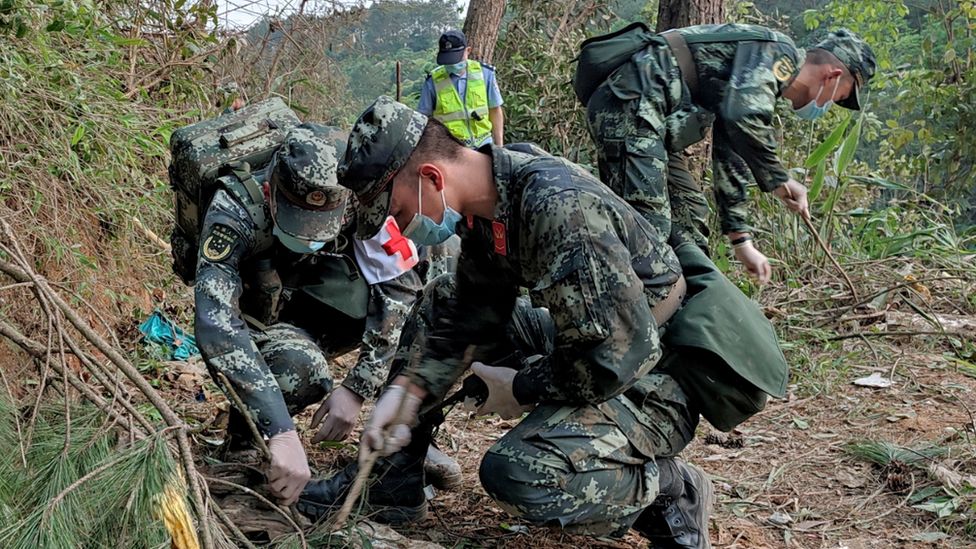 China Plane Crash Update: Rain Hampers Rescue And Search for Black Boxes