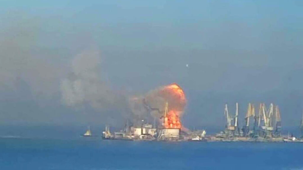 Ukrainians destroy treasured large Russian warship in Berdyansk