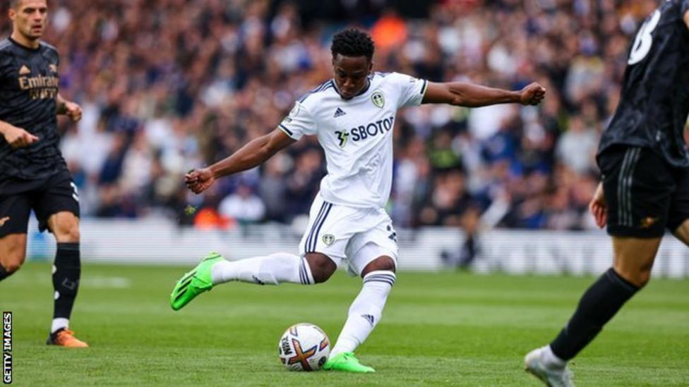Luis Sinisterra: Leeds’ Colombia international expected to be ruled out of World Cup