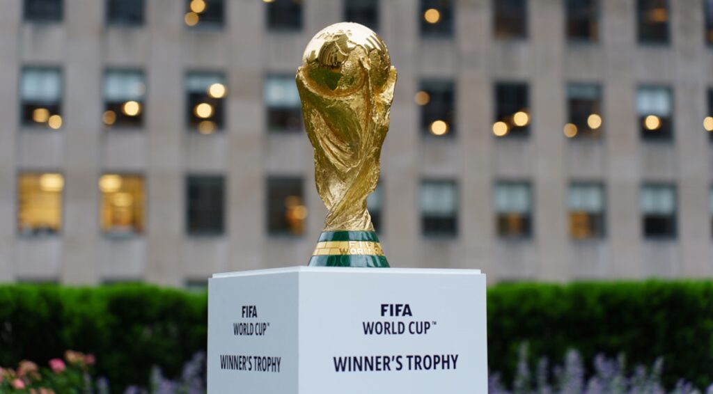 fifa-trophy