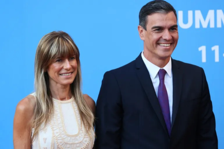 Spain’s PM Sanchez to remain in office