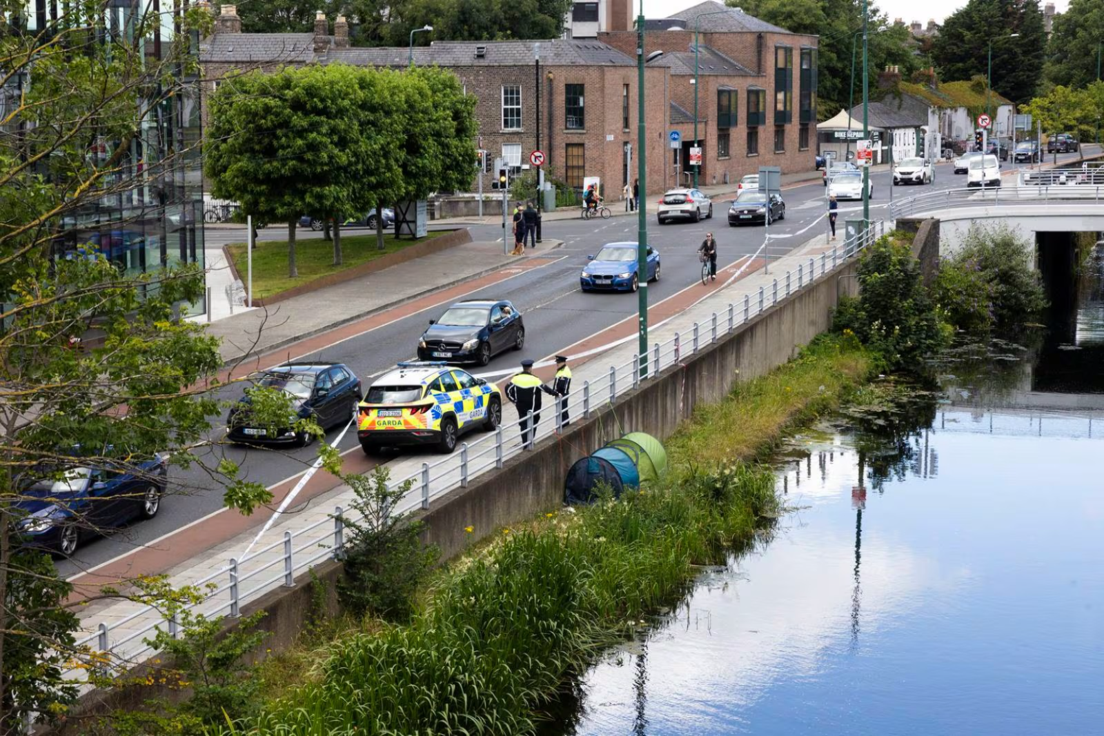 Bodies of two men found in Grand Canal in Dublin