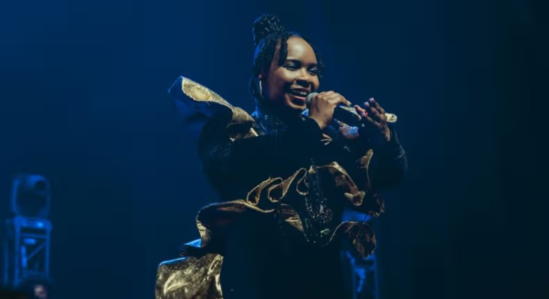 Yemi Alade shines in sold-out Le Zénith Paris concert